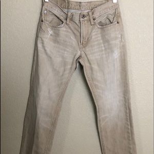 Men’s AEO Slim Straight Distressed Tan Jeans 29/32